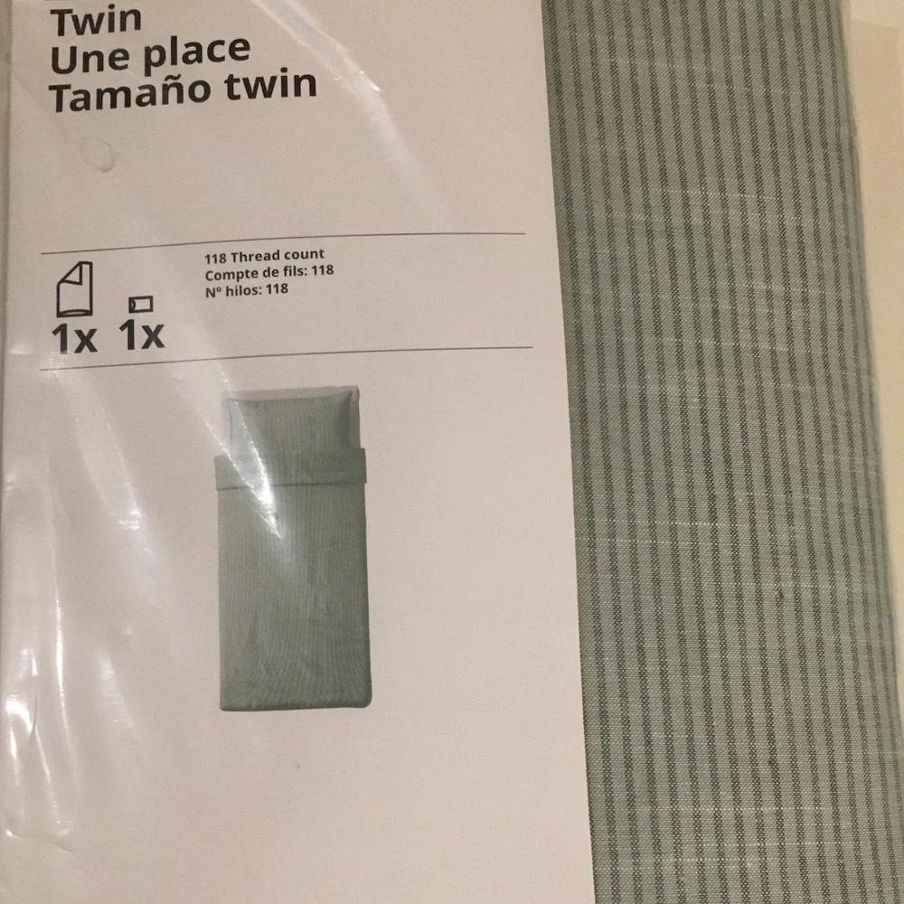 NWT 100% Cotton duvet cover and pillowcase.